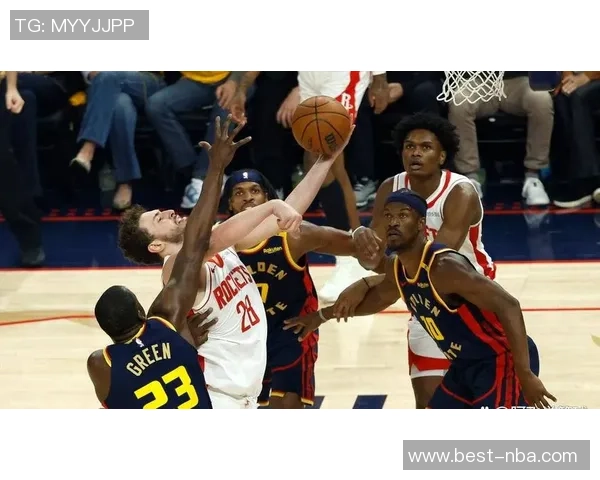 勇士火箭激战背后揭示的潜力球员与战术调整分析